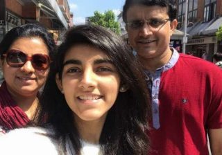 अरबों की संपत्ति के मालिक है Sourav Ganguly, देखिए कुछ अनदेखी तस्वीरें